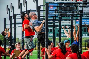two men competing in CrossFit competition